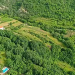 Two-bedroom In Σπίτι διακοπών *