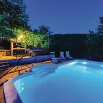 Σπίτι διακοπών Two-bedroom In Trilj