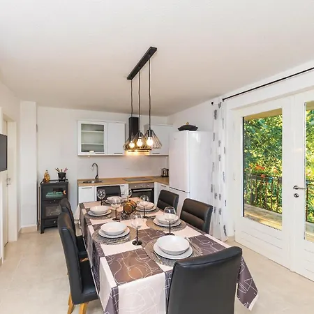 Two-bedroom In * Trilj